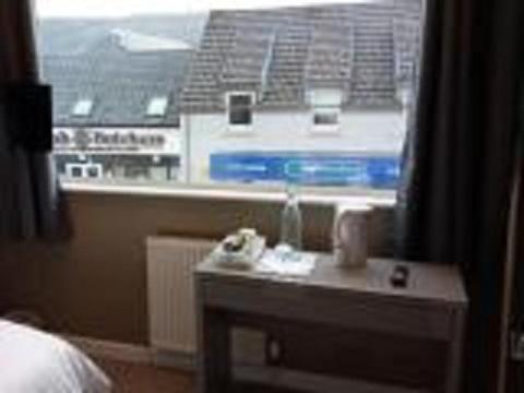 The Skye Bridge Hotel Kyle of Lochalsh Exterior foto